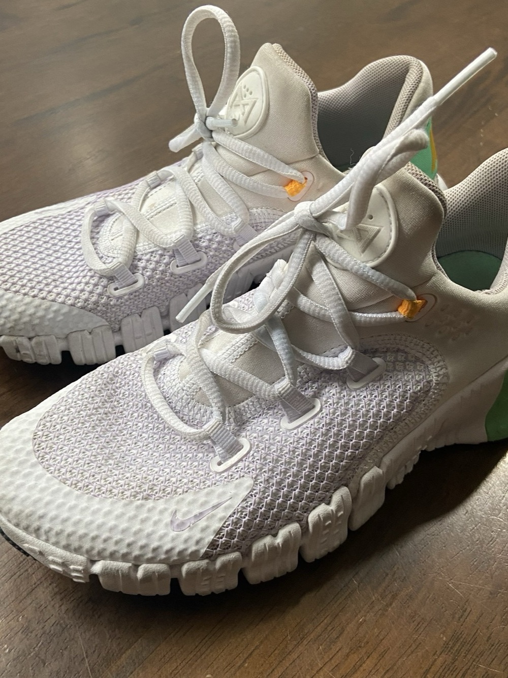 Nike Free Metcon 4 Women Size 8 White Green Yellow Training Shoes CZ0596-135